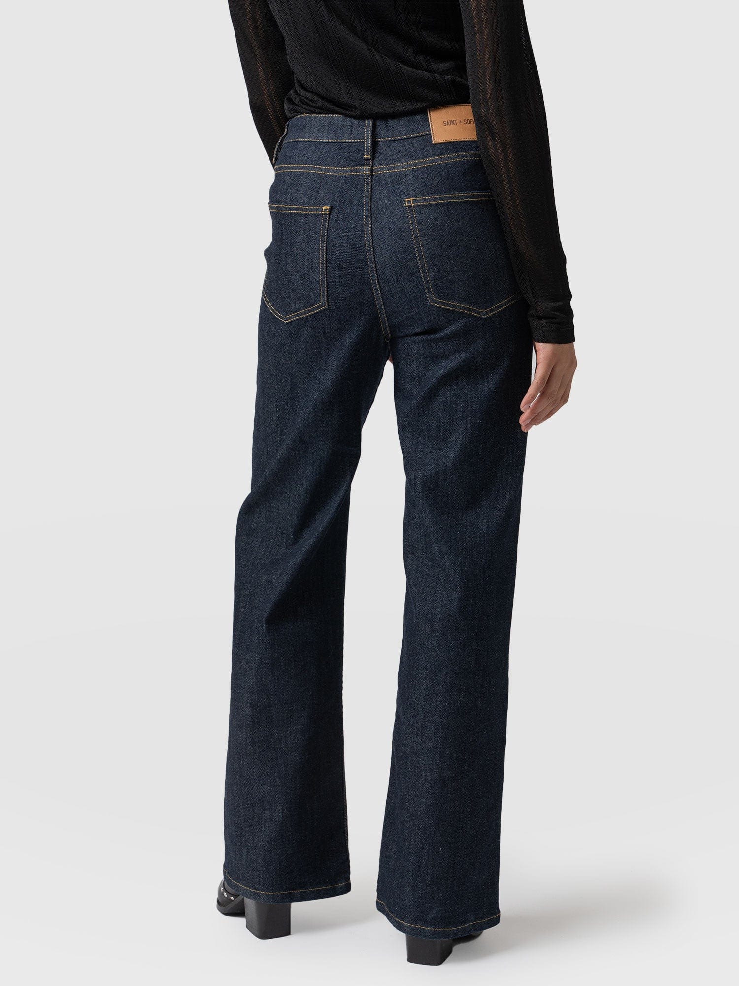 Wide Leg Button Fly Jean Indigo Blue - Women's Jeans | Saint + Sofia® EU